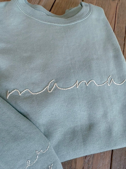 The Classic Mama Sweatshirt