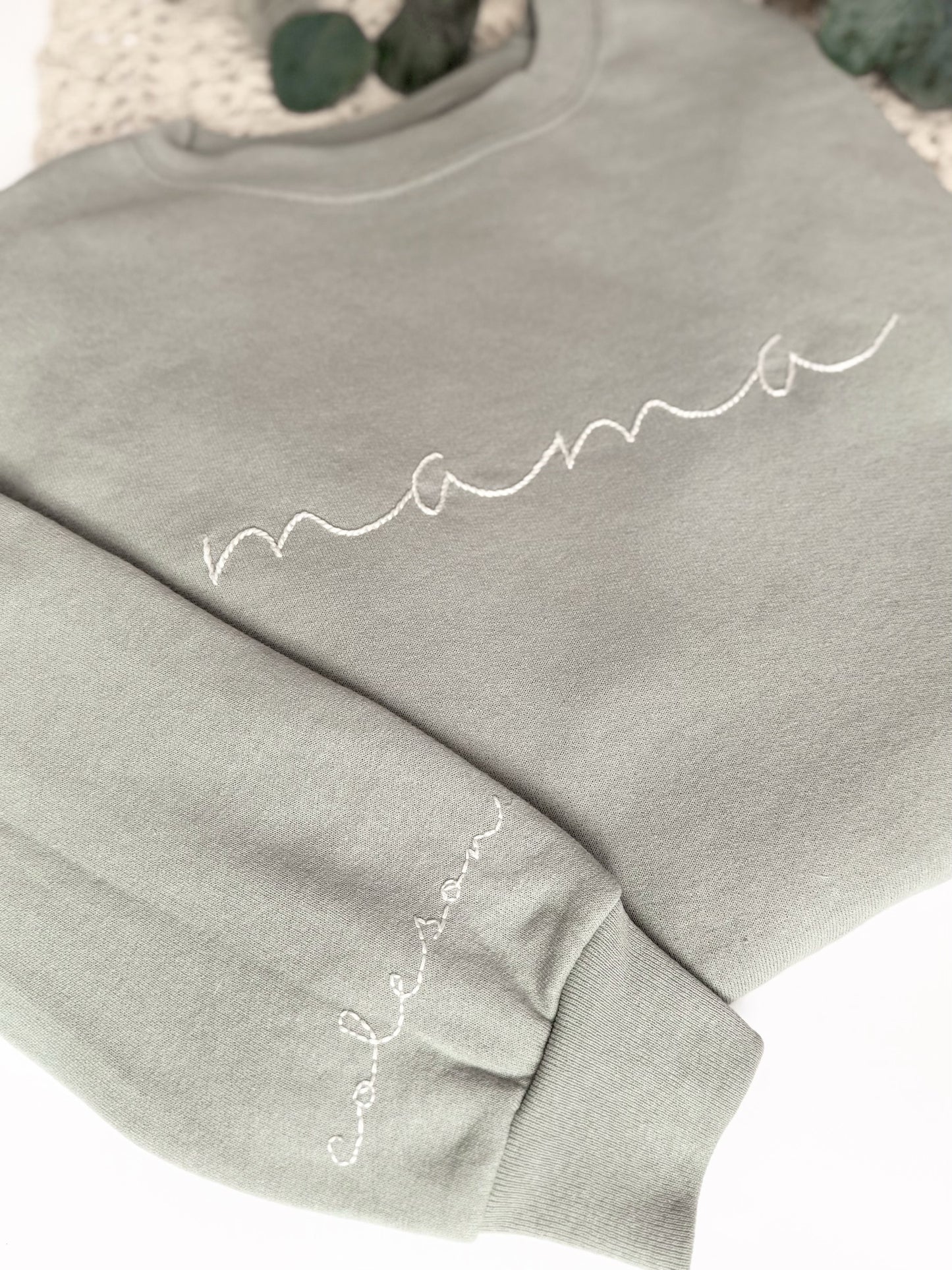 The Classic Mama Sweatshirt