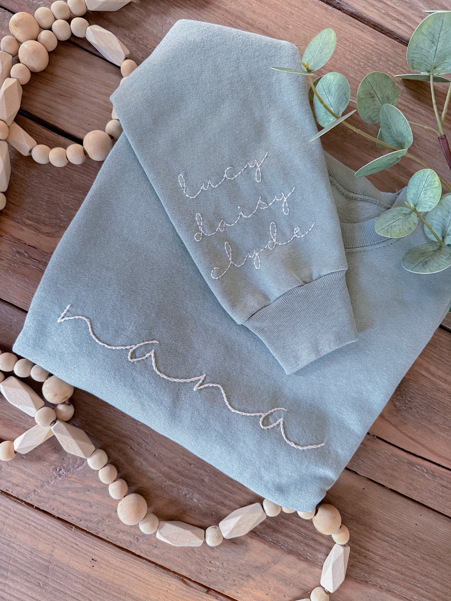 The Classic Mama Sweatshirt